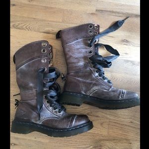 Dr. Martens Triumph 1914 Fold Over Boot